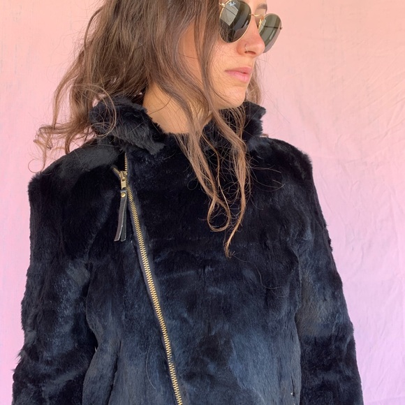 Caché Luxe Rabbit Jacket - Picture 2 of 15